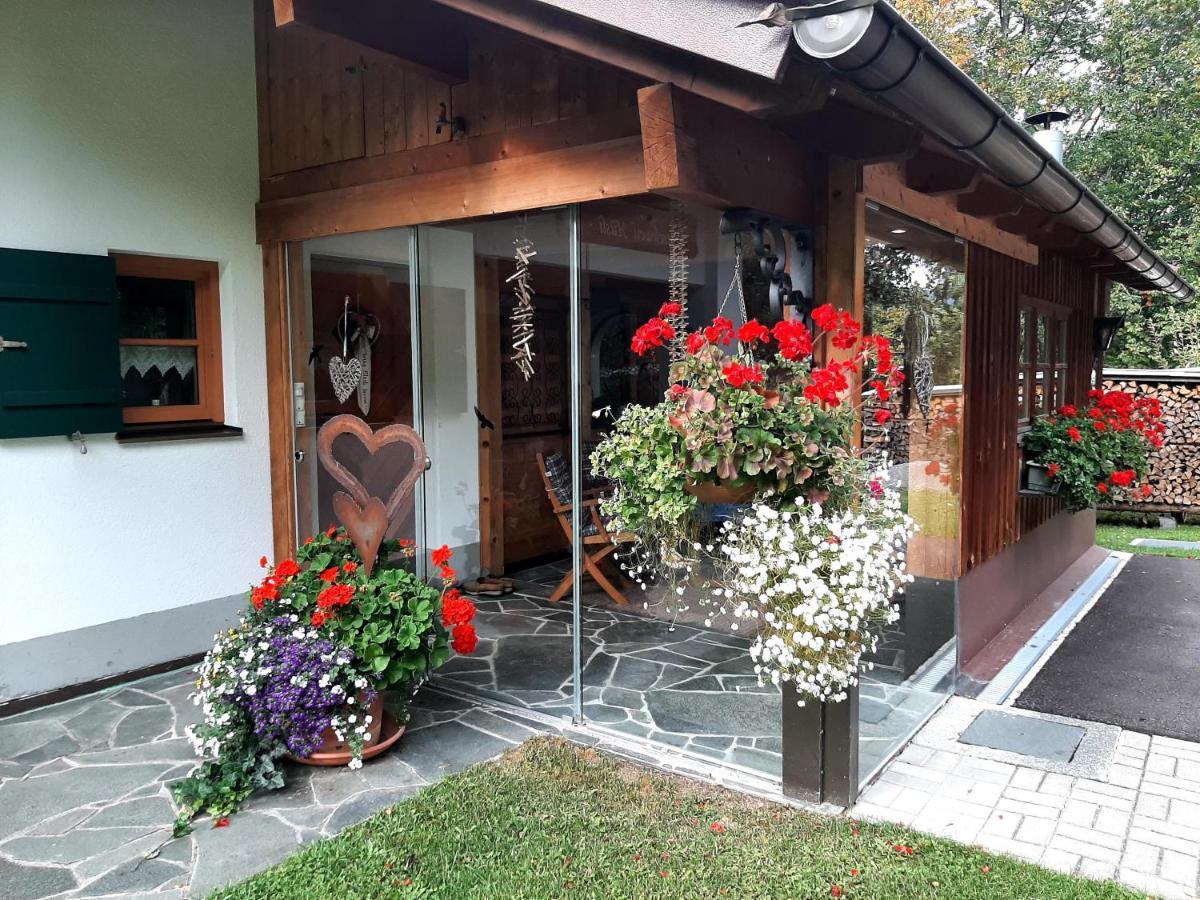 Bergmomente Montafon Ferienhaus Bitschweil Villa Tschagguns Bagian luar foto