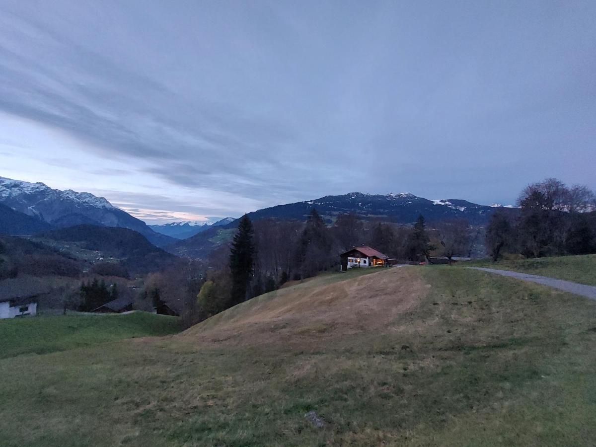 Bergmomente Montafon Ferienhaus Bitschweil Villa Tschagguns Bagian luar foto