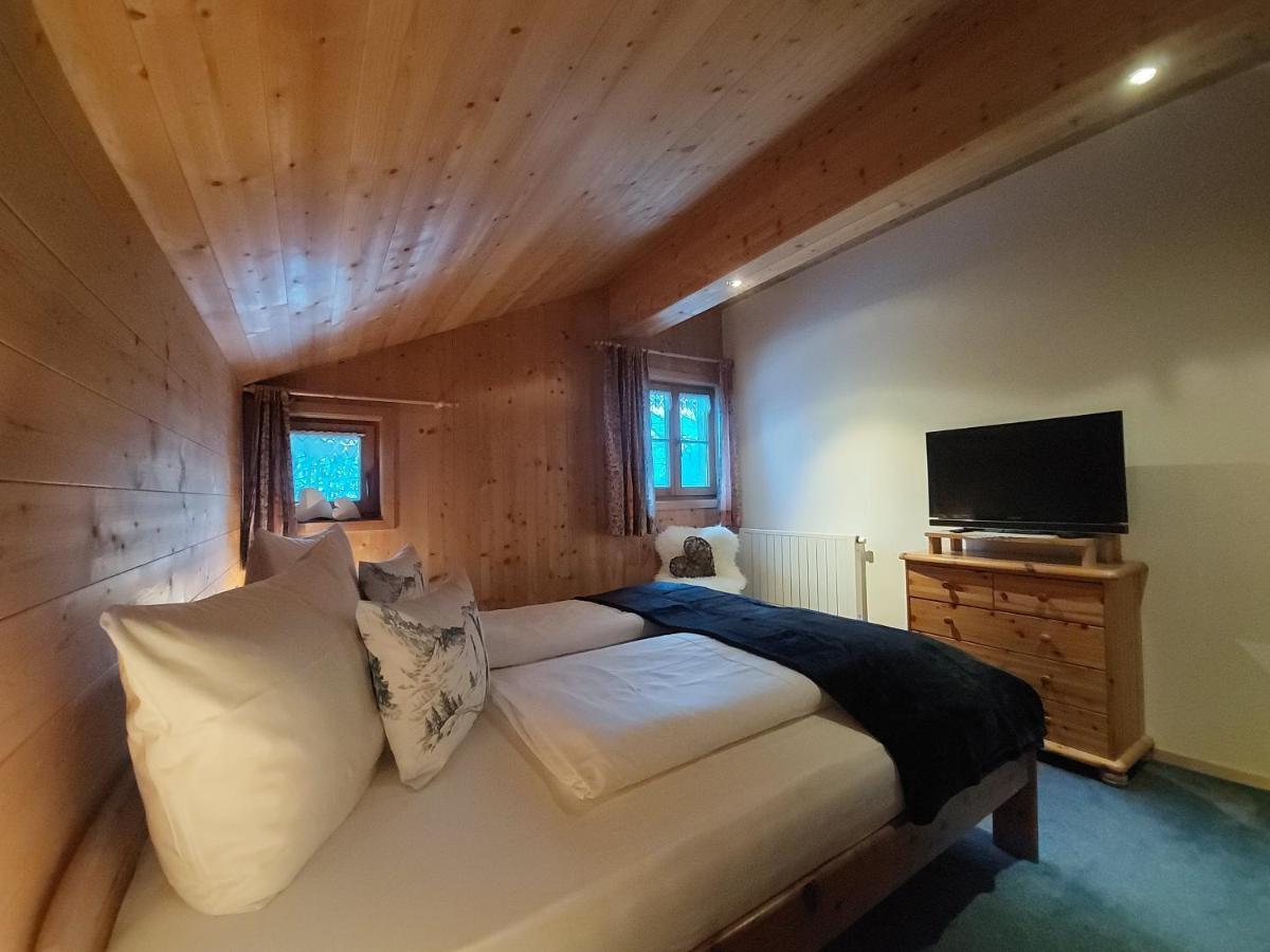 Bergmomente Montafon Ferienhaus Bitschweil Villa Tschagguns Bagian luar foto